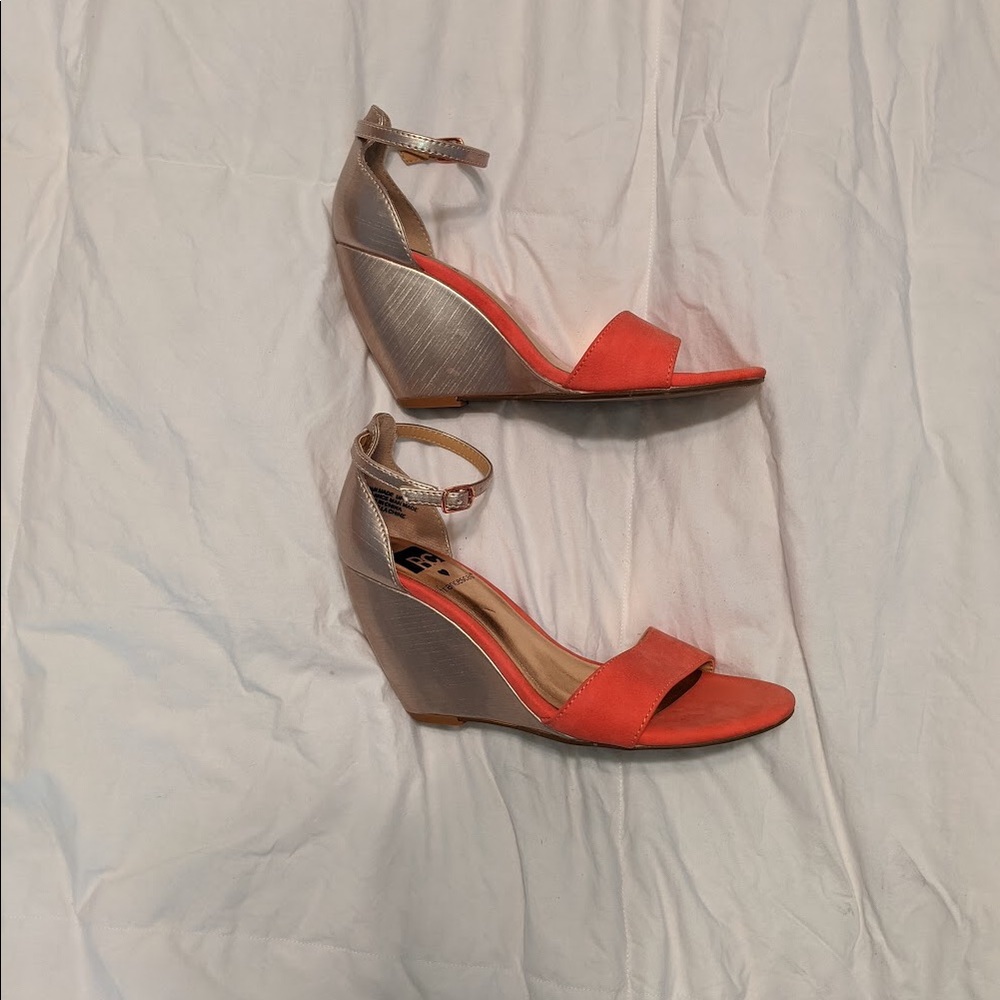 BC Francesca’s Peach/Orange wedges, size 6.5.